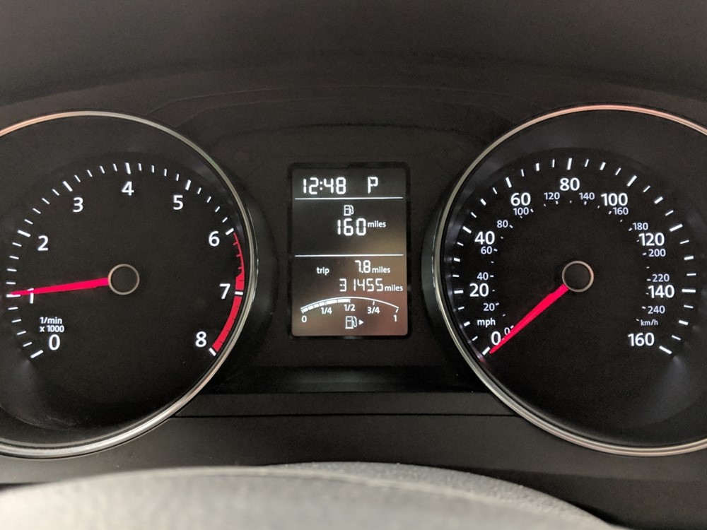 2016 Volkswagen Jetta - Odometer Close Up