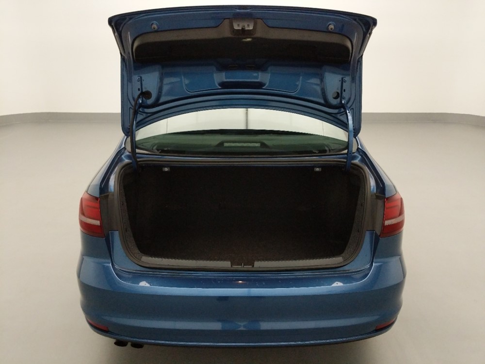 2016 Volkswagen Jetta - Trunk