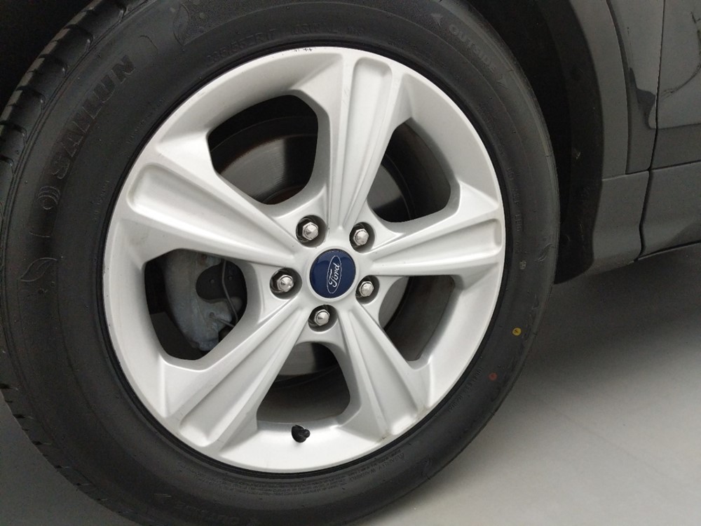 2015 Ford Escape - Wheel