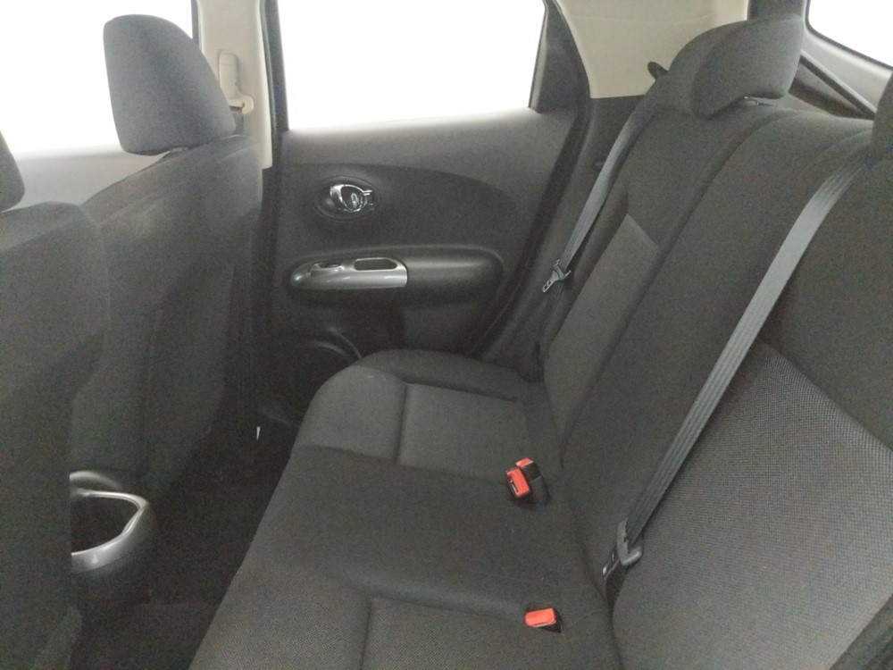 2014 Nissan JUKE - Driver Rear Seat