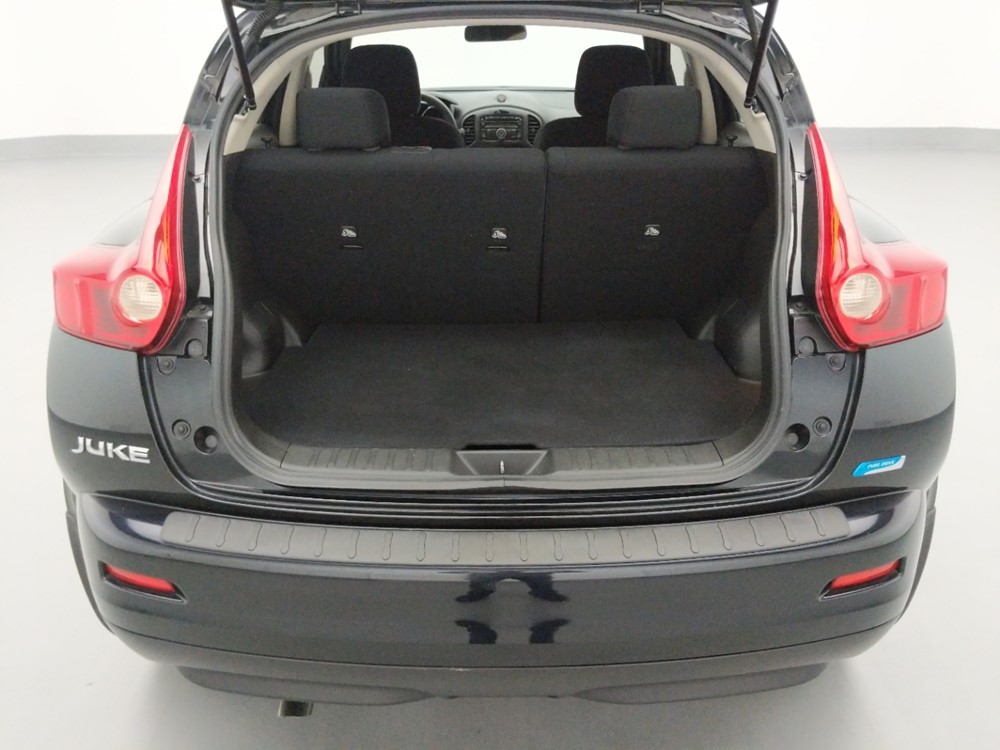 2014 Nissan JUKE - Trunk