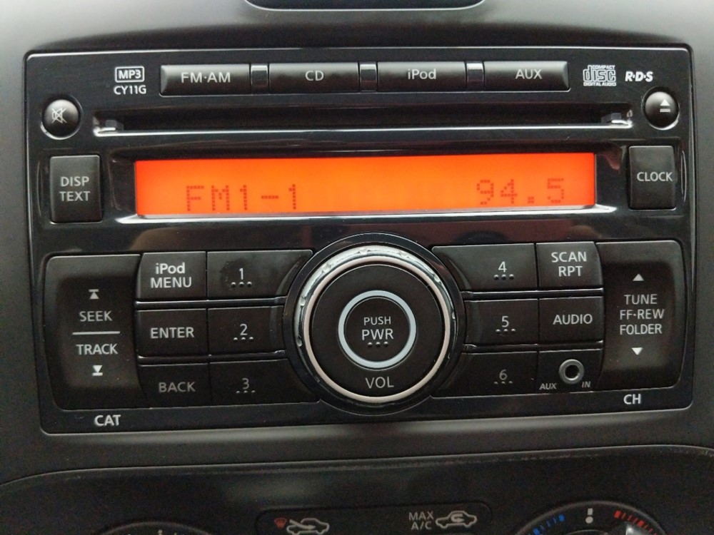 2014 Nissan JUKE - Stereo Package