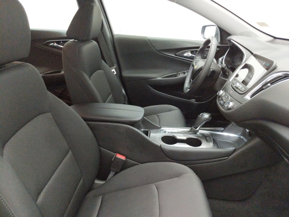 2016 Chevrolet Malibu - Passenger Front Seat