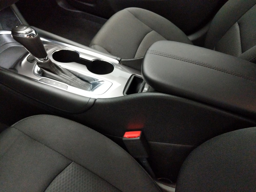 2016 Chevrolet Malibu - Center Console/Cup Holders