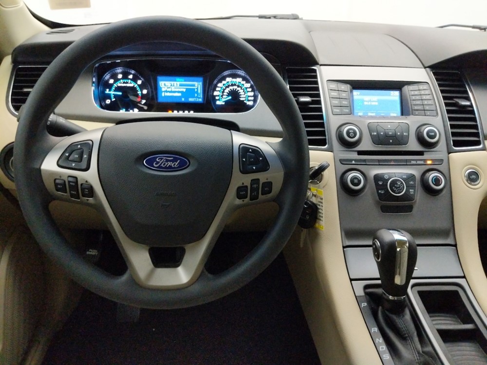 2016 Ford Taurus - Driver Dash