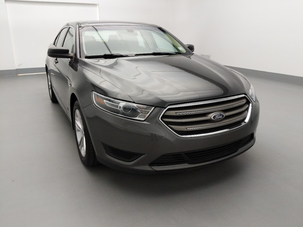 2016 Ford Taurus - Passenger Front Hood