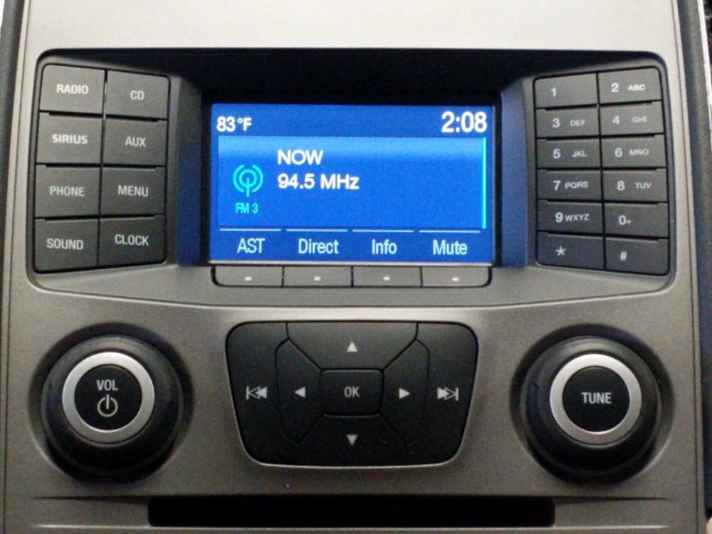 2016 Ford Taurus - Stereo Package