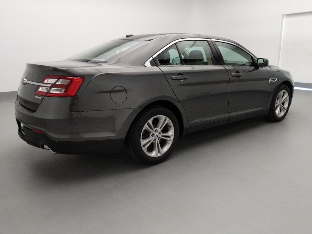 2016 Ford Taurus - Passenger Rear Side