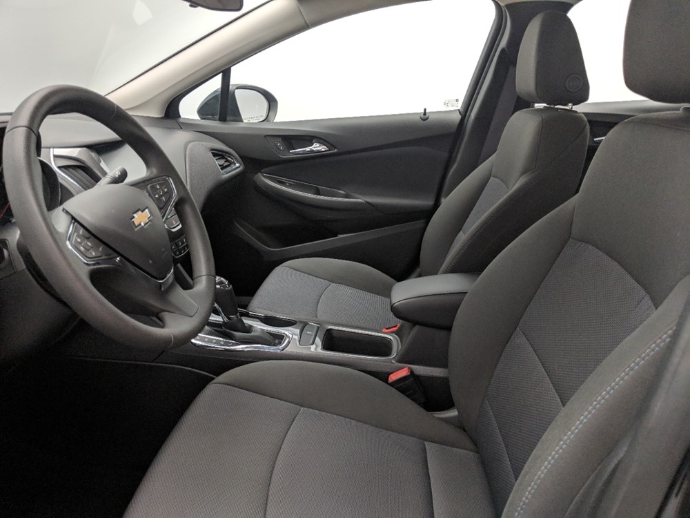 2017 Chevrolet Cruze - Driver Front Seat