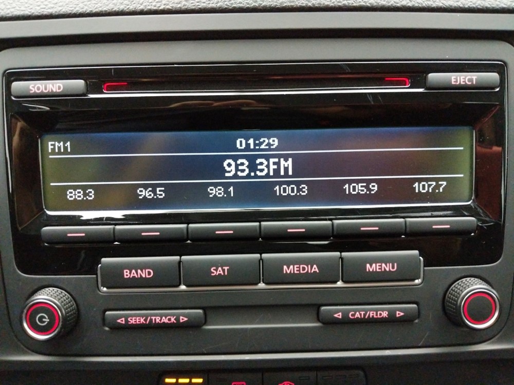 2015 Volkswagen Jetta - Stereo Package
