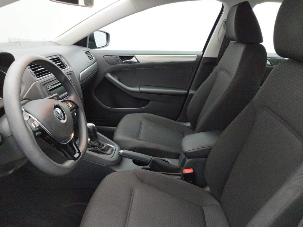 2015 Volkswagen Jetta - Driver Front Seat