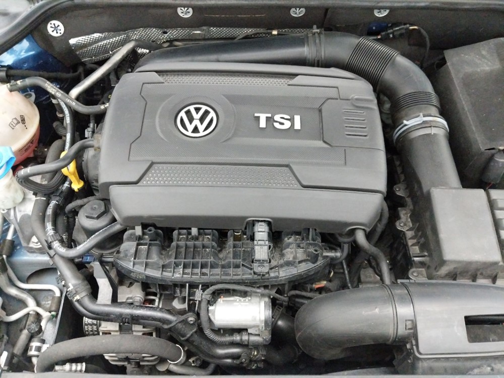 2015 Volkswagen Jetta - Engine