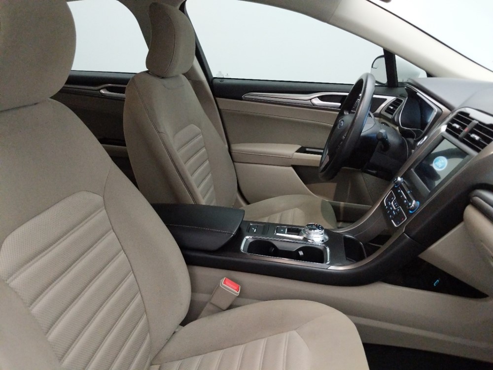 2017 Ford Fusion - Passenger Front Seat