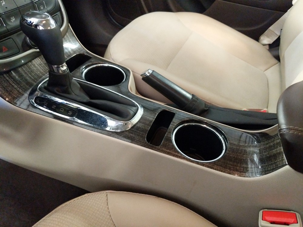 2016 Chevrolet Malibu - Center Console/Cup Holders