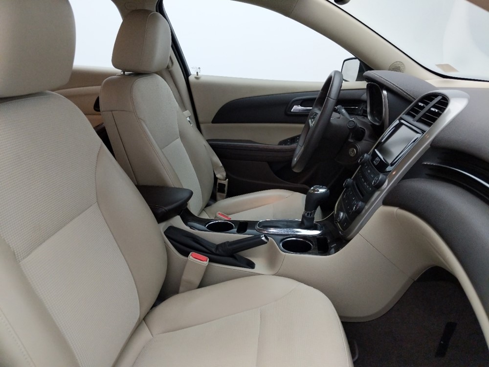 2016 Chevrolet Malibu - Passenger Front Seat