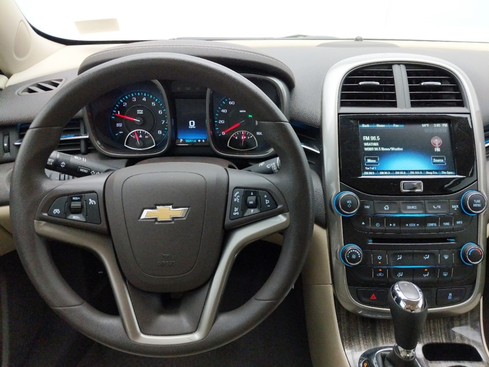 2016 Chevrolet Malibu - Driver Dash