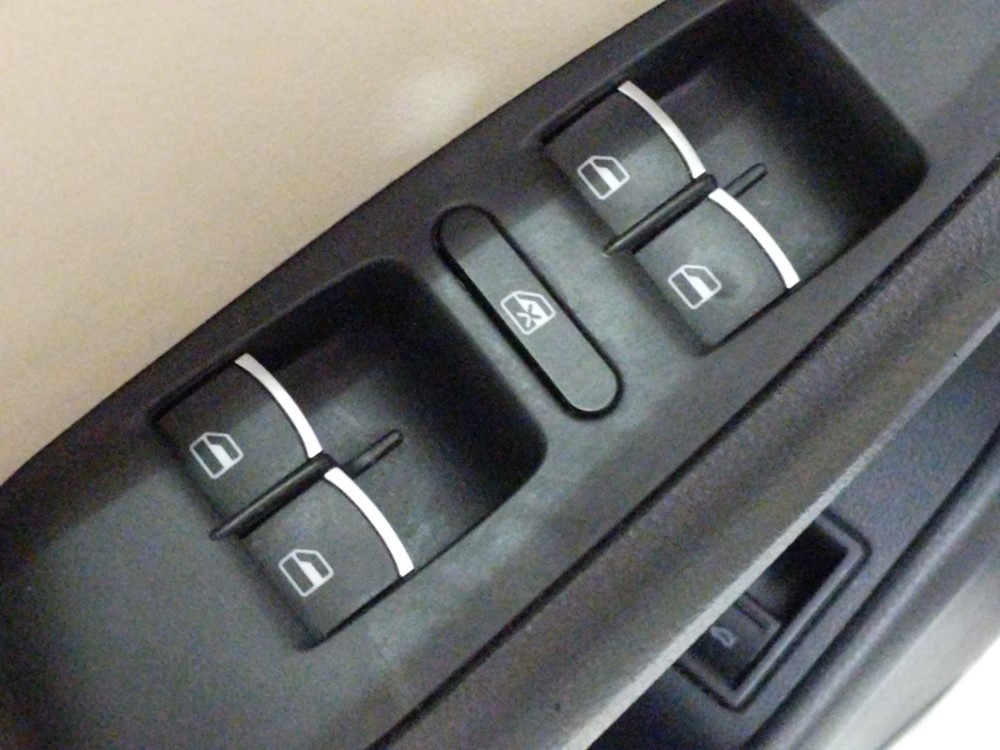 2015 Volkswagen Jetta - Driver Power Windows/Lock Control
