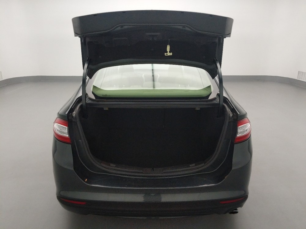 2016 Ford Fusion - Trunk