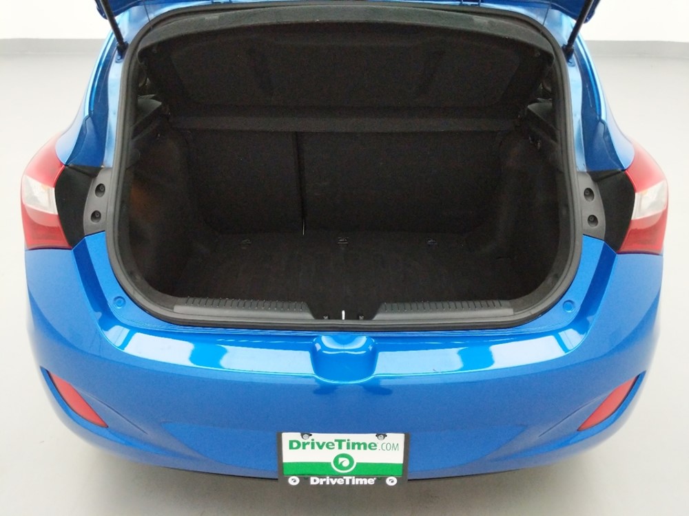 2017 Hyundai Elantra - Trunk