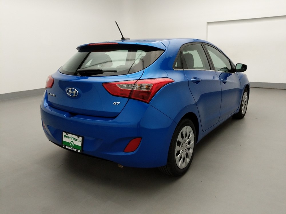 2017 Hyundai Elantra - Passenger Rear Bumper