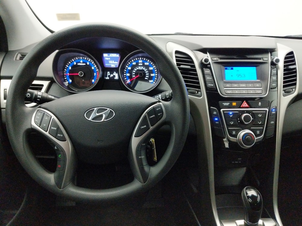 2017 Hyundai Elantra - Driver Dash