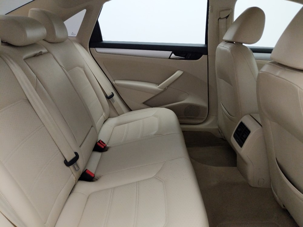 2013 Volkswagen Passat - Passenger Rear Seat