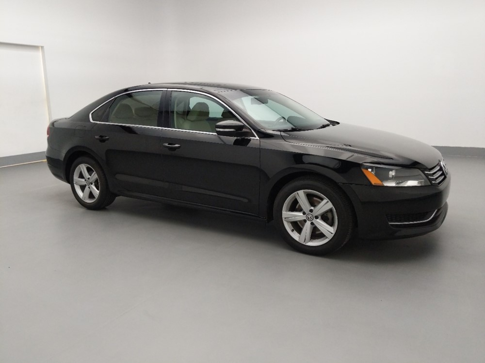 2013 Volkswagen Passat - Passenger Front Side