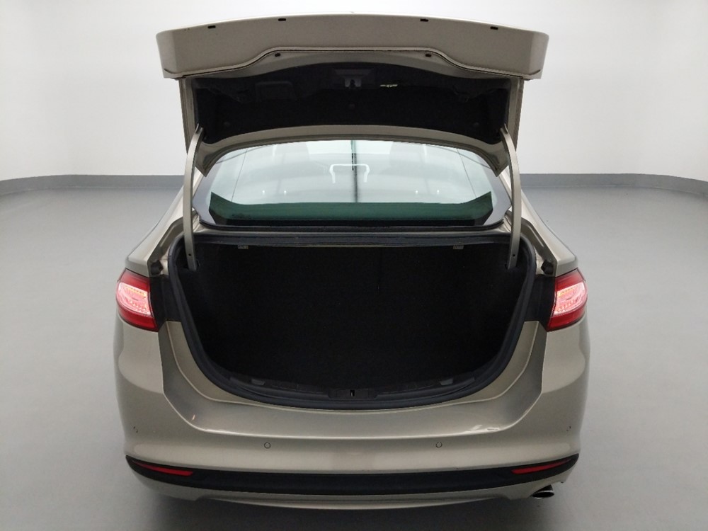 2016 Ford Fusion - Trunk