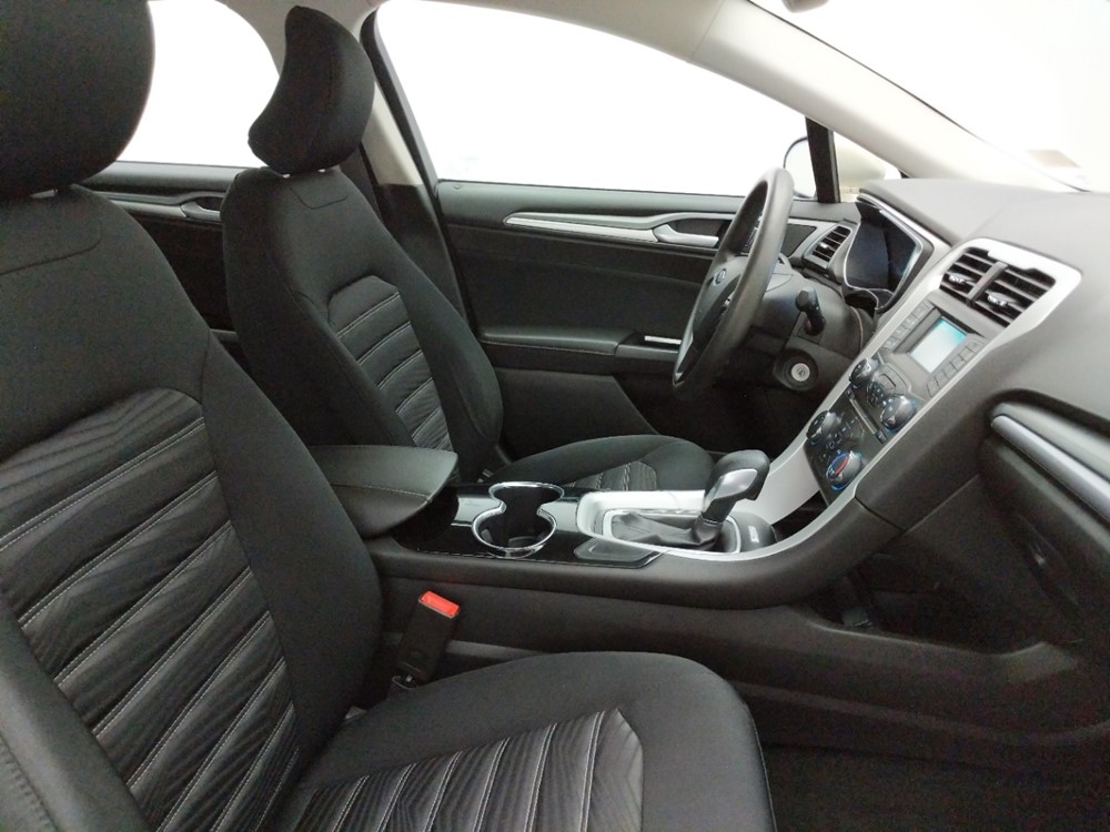 2016 Ford Fusion - Passenger Front Seat