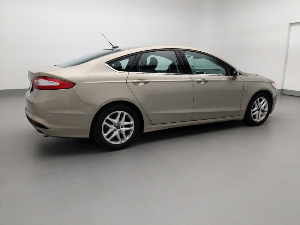 2016 Ford Fusion - Passenger Rear Side
