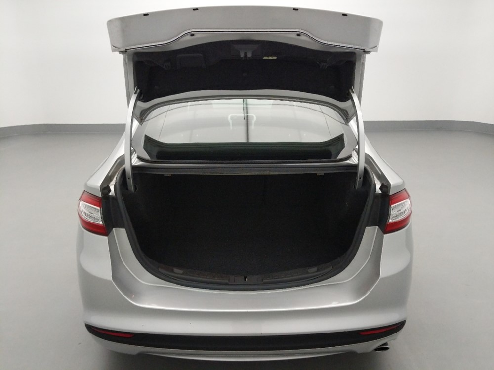 2016 Ford Fusion - Trunk