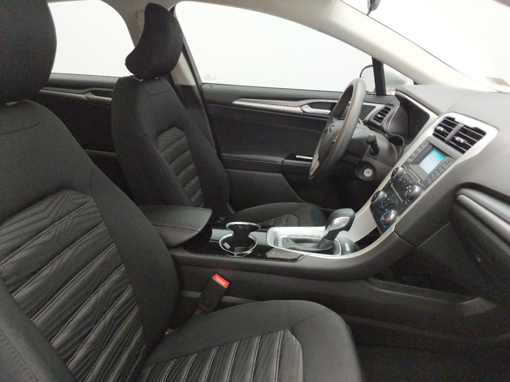 2016 Ford Fusion - Passenger Front Seat