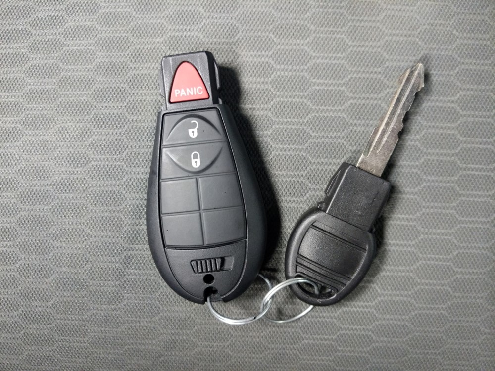 2015 Dodge Ram 1500 - Keys