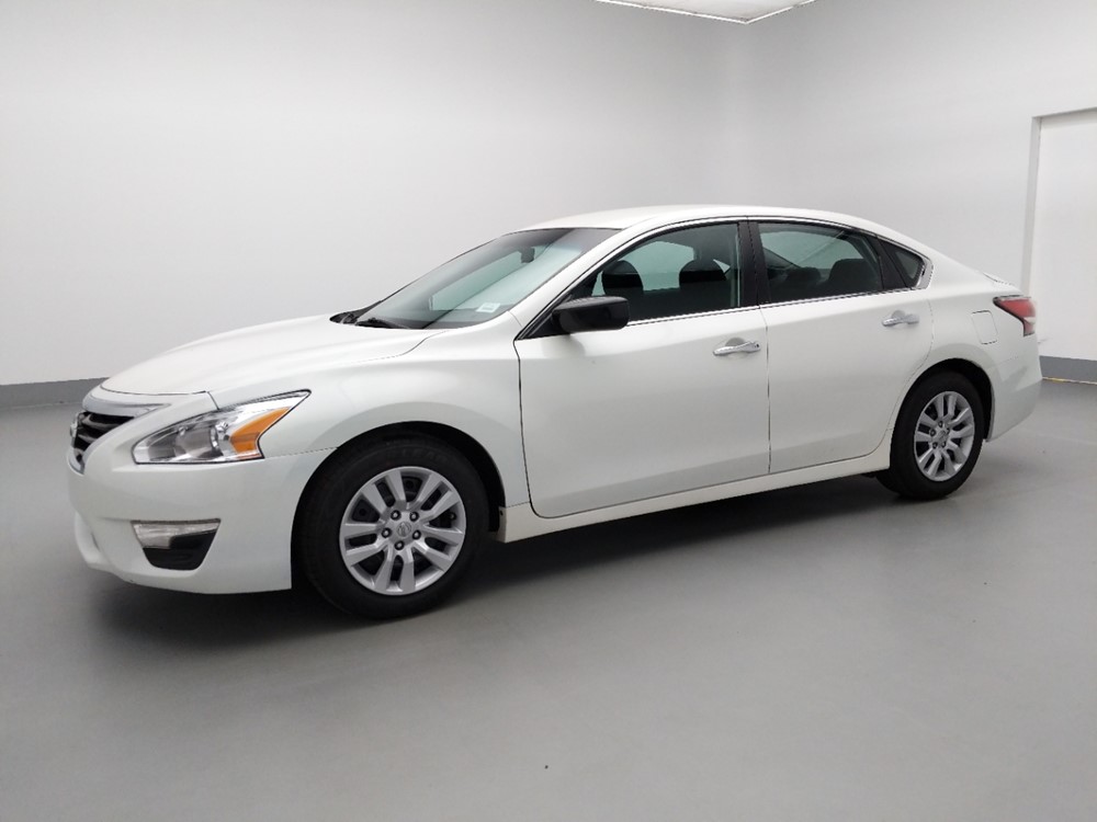 2015 Nissan Altima - Driver Front Side