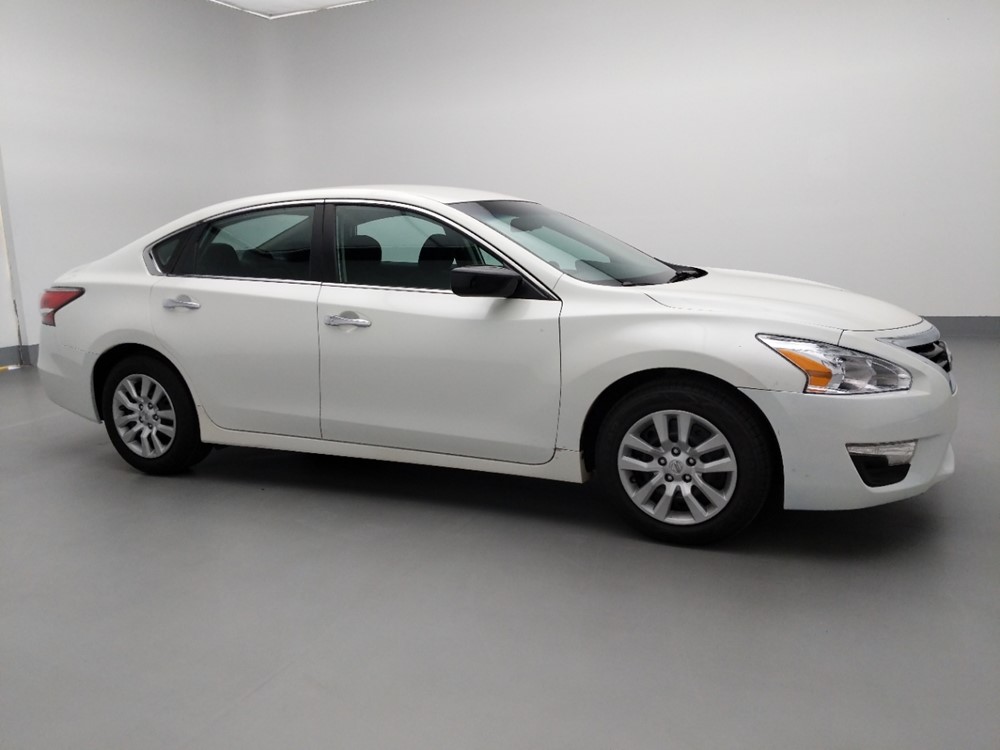 2015 Nissan Altima - Passenger Front Side