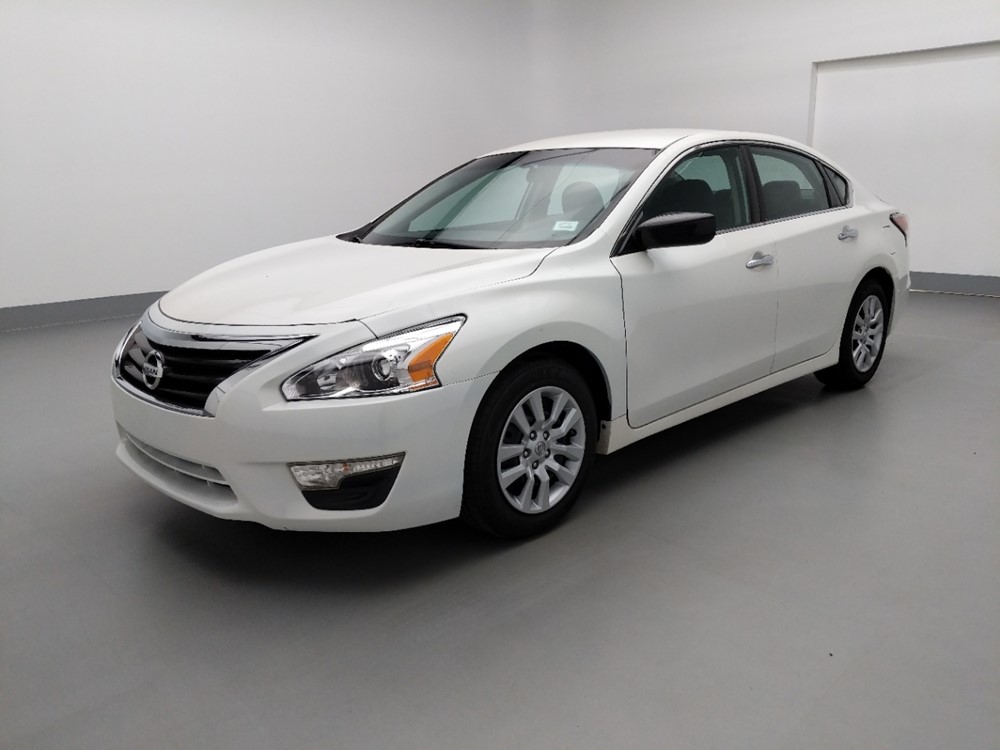2015 Nissan Altima - Driver Front Bumper