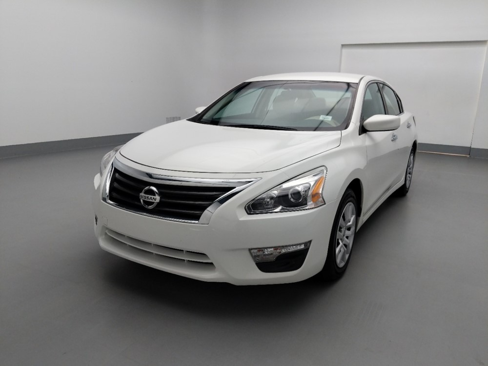 2015 Nissan Altima - Driver Front Hood