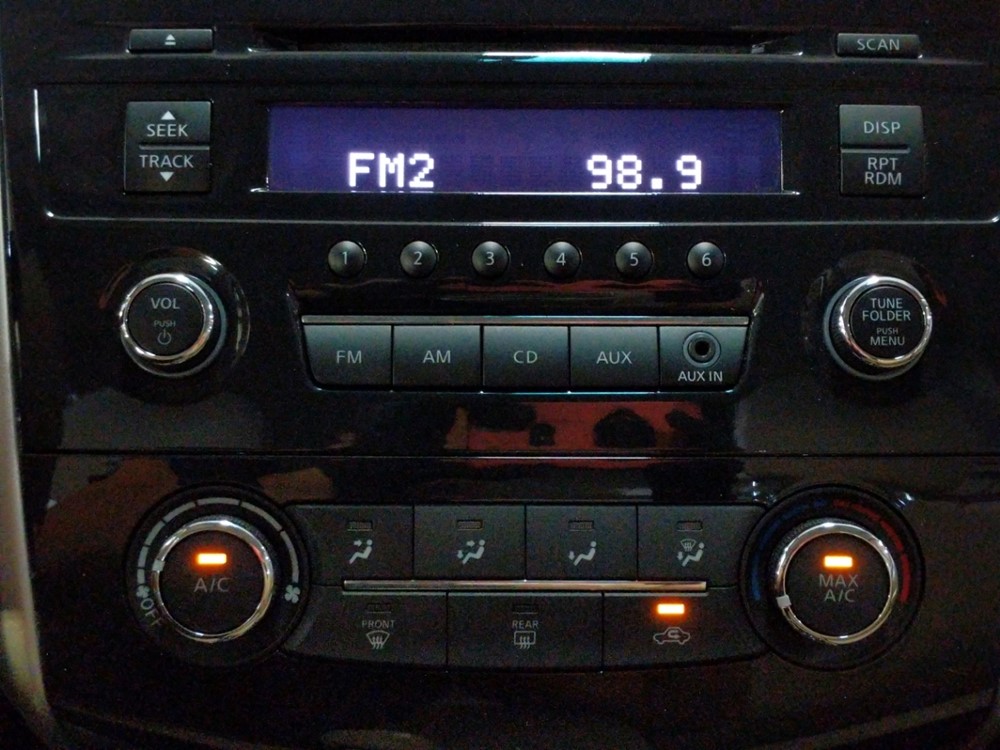 2015 Nissan Altima - Stereo Package