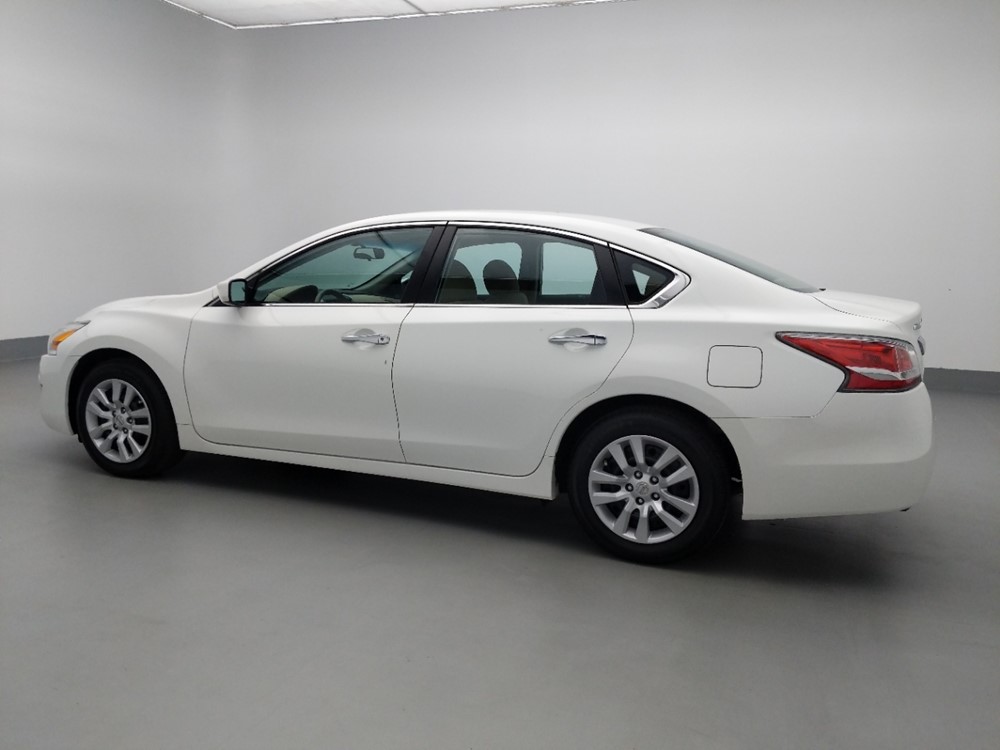 2015 Nissan Altima - Driver Rear Side