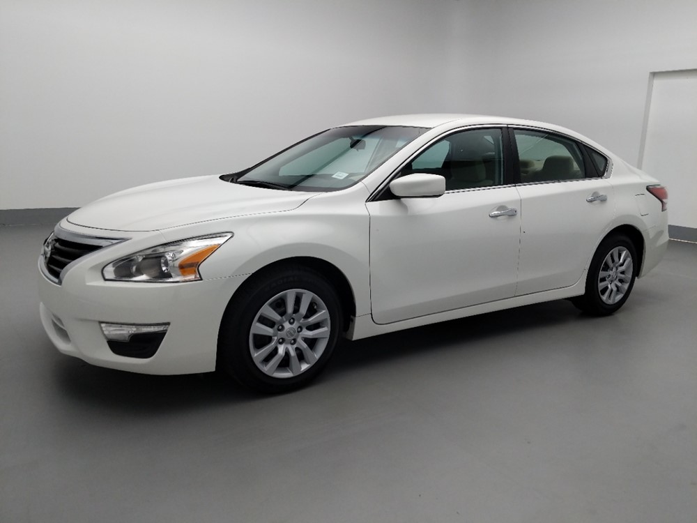 2015 Nissan Altima - Driver Front Side