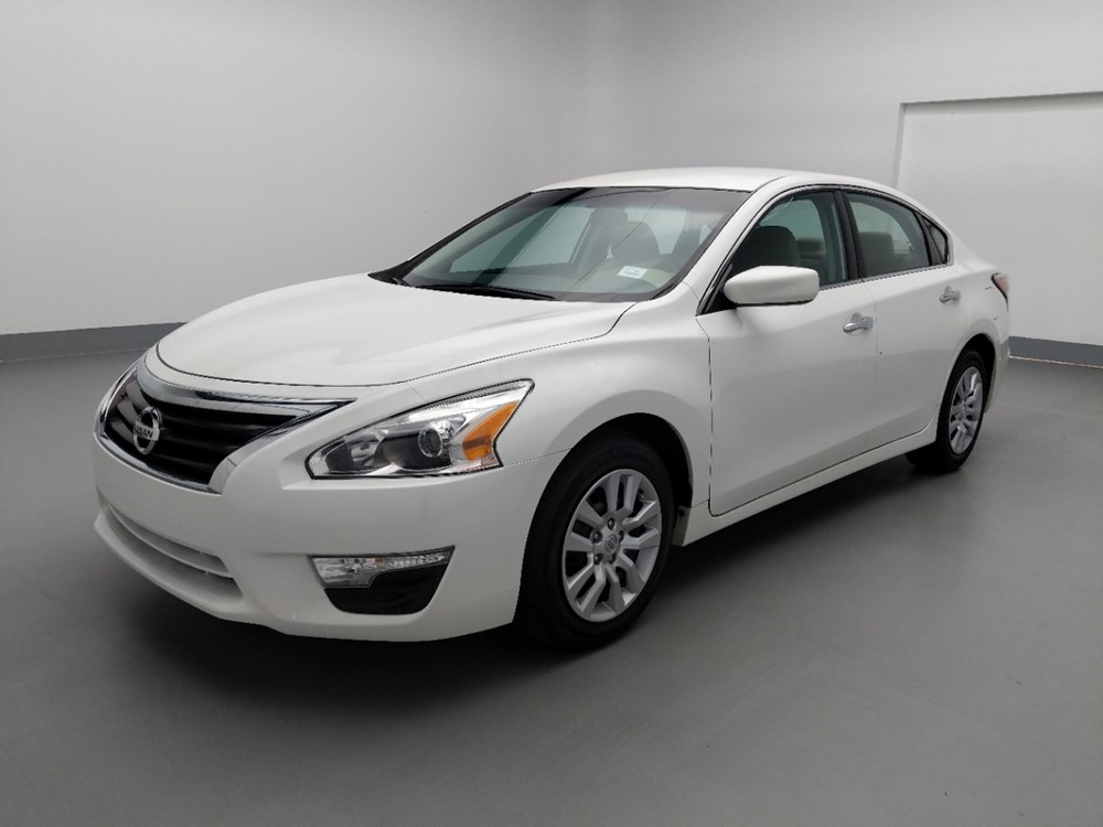 2015 Nissan Altima - Driver Front Bumper