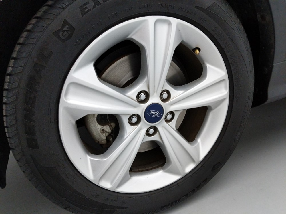 2015 Ford Escape - Wheel