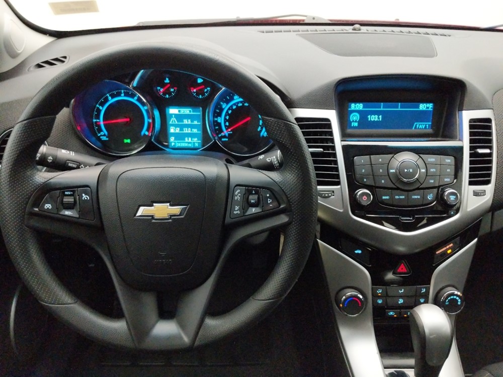 2015 Chevrolet Cruze - Driver Dash