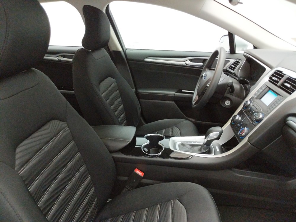 2016 Ford Fusion - Passenger Front Seat