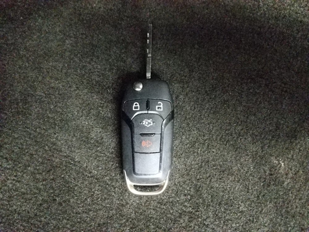 2016 Ford Fusion - Keys