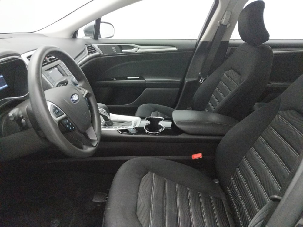 2016 Ford Fusion - Driver Front Seat