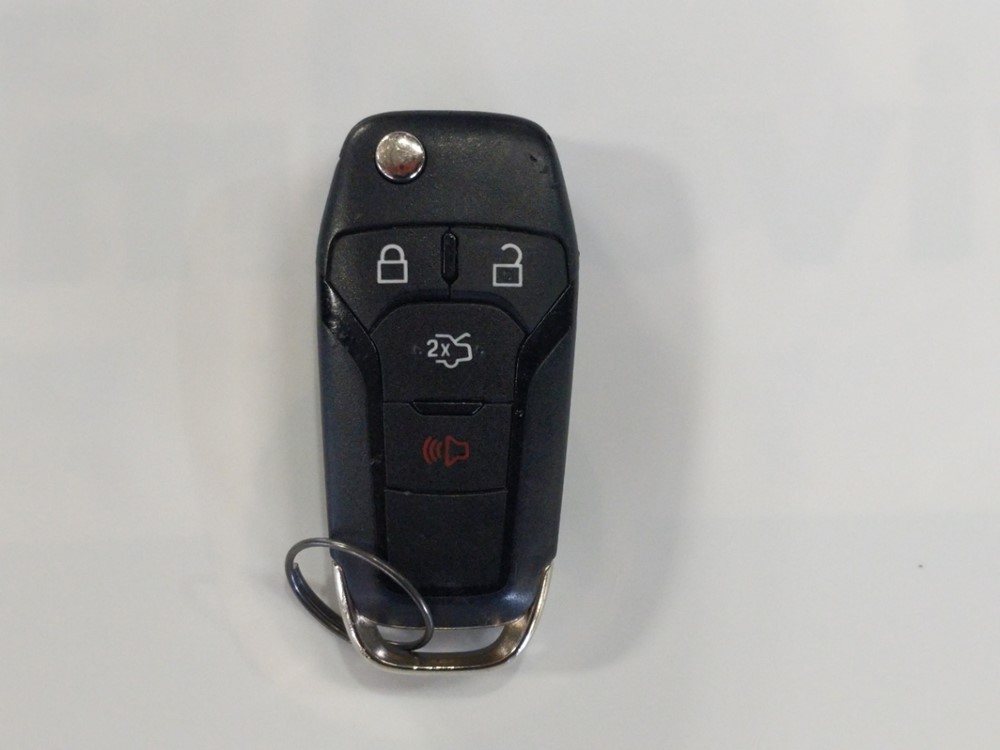 2016 Ford Fusion - Keys