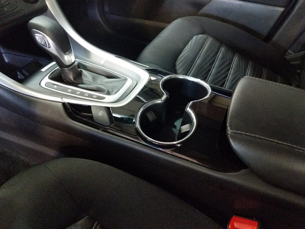 2016 Ford Fusion - Center Console/Cup Holders