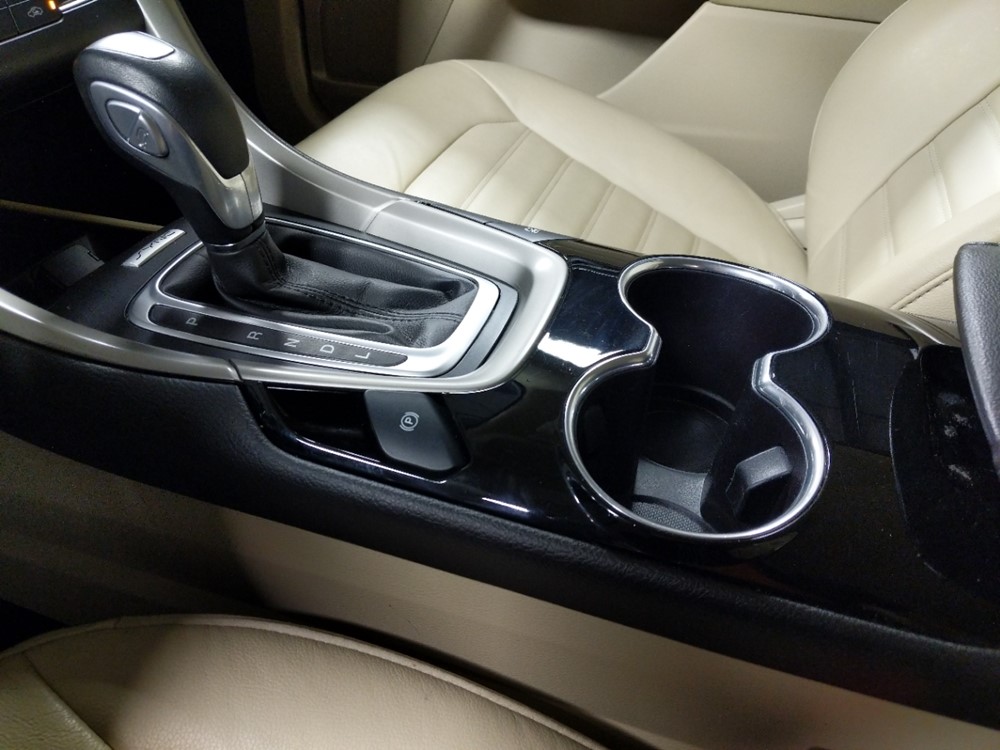 2016 Ford Fusion - Center Console/Cup Holders