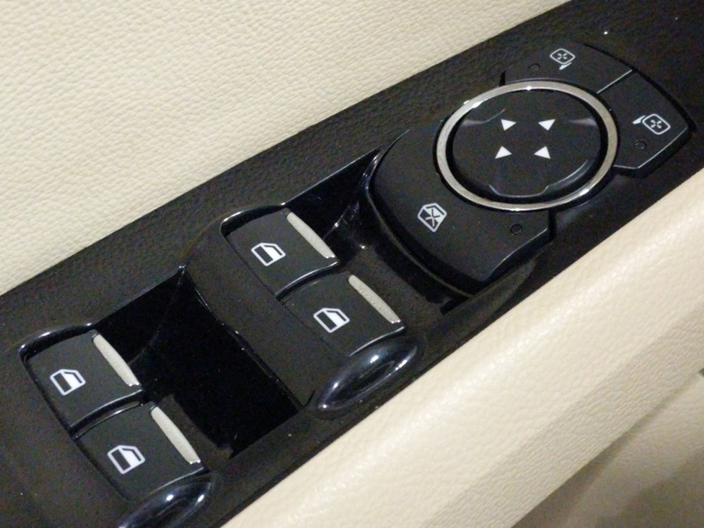 2016 Ford Fusion - Driver Power Windows/Lock Control